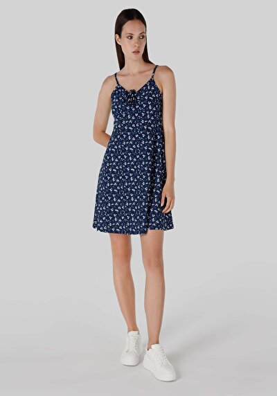 اعرض التفاصيل لـ   زهري نسائي أزرق كحلي بدون أكمام فستان