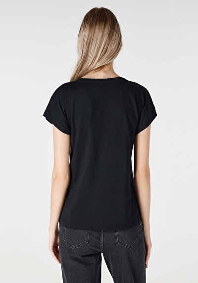 صورة من عادي مقاس رقبة مستديرة نسائي أسود كم قصير تي شيرت