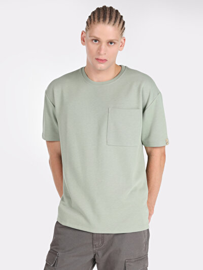 صورة من أخضر للرجال تي شيرت بأكمام قصيرة