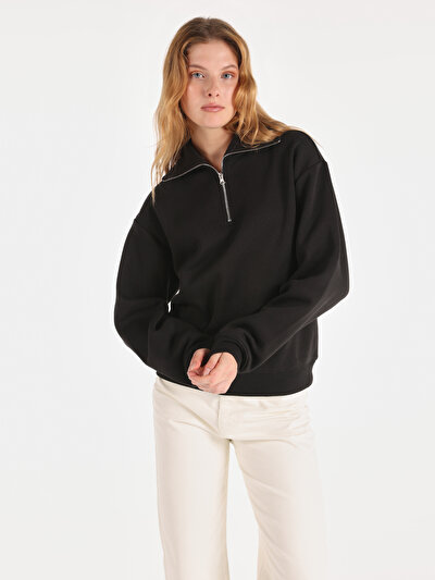 صورة من أسود للنساء بلوز