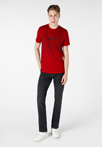 صورة من رقبة مستديرة رجالي أحمر كم قصير تي شيرت