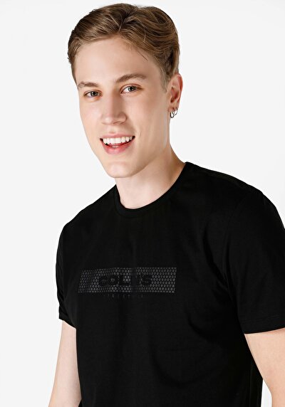 اعرض التفاصيل لـ أسود للرجال تي شيرت بأكمام قصيرة