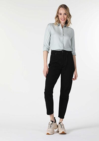 صورة من أخضر للنساء قميص كم طويل