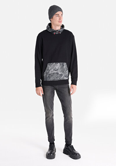 اعرض التفاصيل لـ كومفورت فيت سويت شيرت أسود للرجال