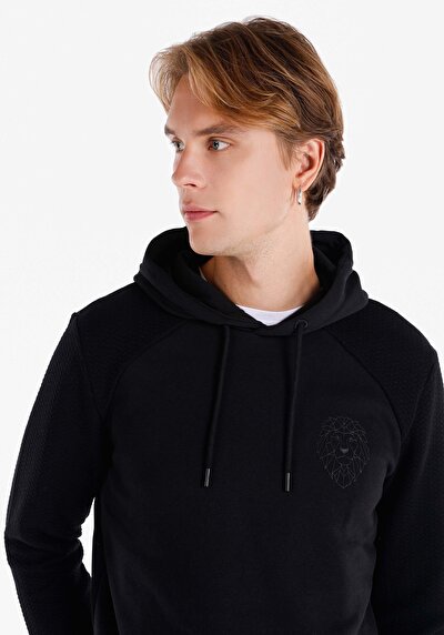 اعرض التفاصيل لـ تي شيرت رجالي أسود بأكمام طويلة مقنعين عادي