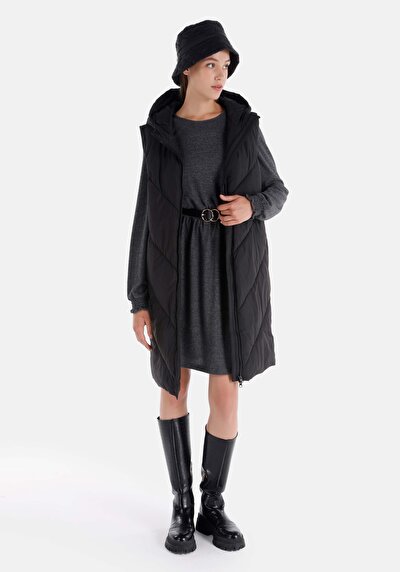 اعرض التفاصيل لـ أسود للنساء صدرية