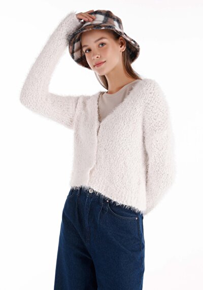 صورة من أبيض للنساء كنزة