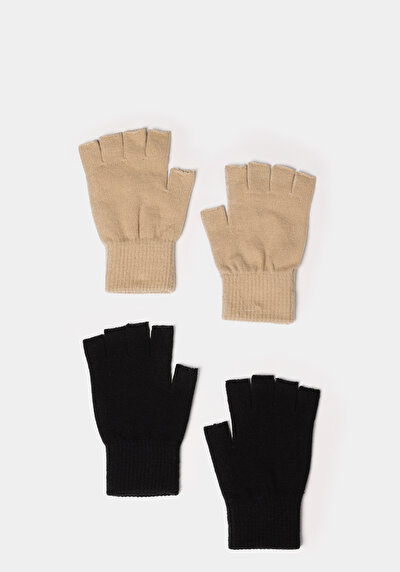 صورة من قفازات نسائية متعددة الألوان