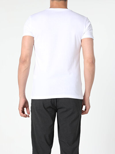 صورة من أبيض للرجال تي شيرت بأكمام قصيرة