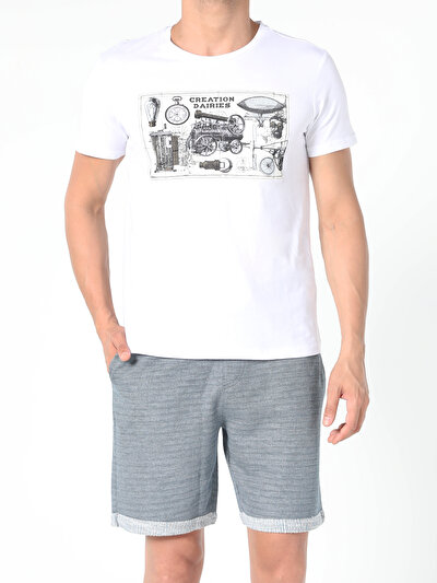 اعرض التفاصيل لـ أبيض للرجال تي شيرت بأكمام قصيرة