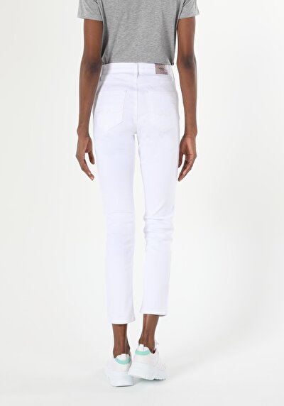 اعرض التفاصيل لـ دينيم للنساء بناطيل