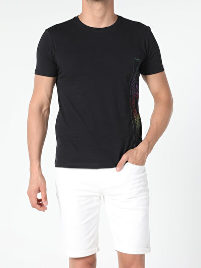 اعرض التفاصيل لـ أسود للرجال تي شيرت بأكمام قصيرة