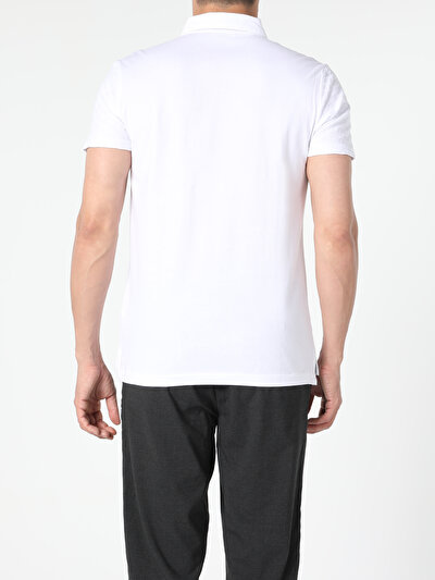 اعرض التفاصيل لـ أبيض للرجال قميص بولو  كم قصير