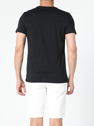 اعرض التفاصيل لـ أسود للرجال تي شيرت بأكمام قصيرة