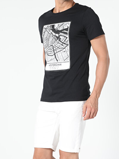 اعرض التفاصيل لـ أسود للرجال تي شيرت بأكمام قصيرة