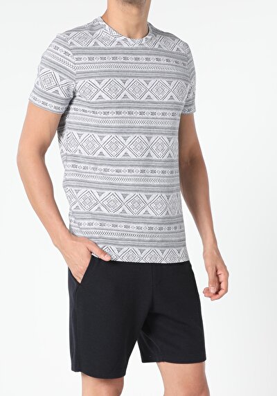 صورة من أزرق بحري للرجال تي شيرت بأكمام قصيرة