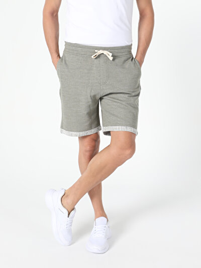 اعرض التفاصيل لـ أخضر للرجال شورت