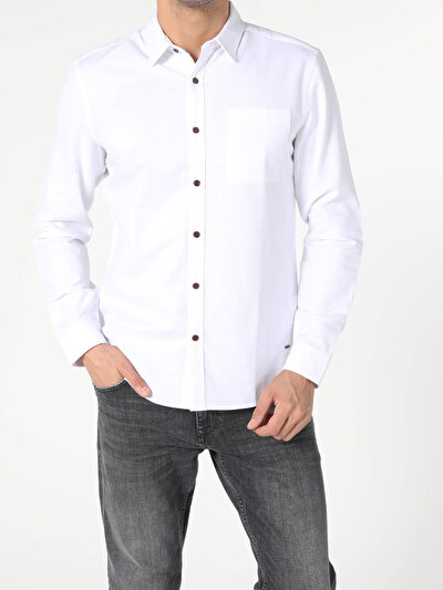 صورة من أبيض للرجال قميص  كم طويل