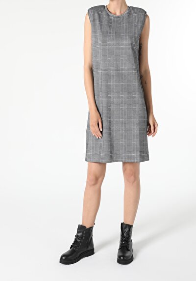 صورة من رمادي للنساء فستان