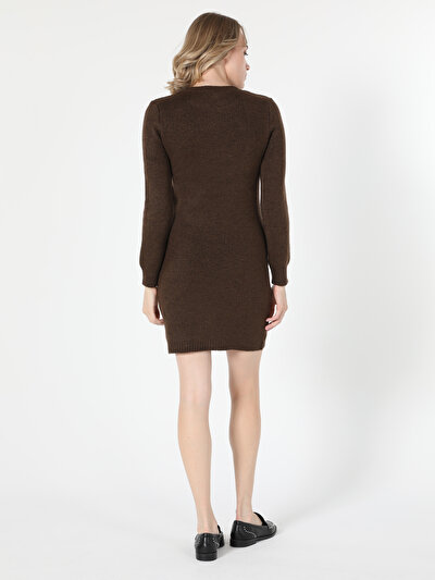 صورة من بني للنساء فستان