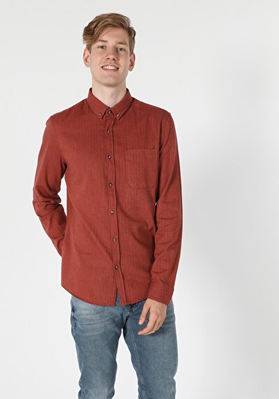 صورة من بني للرجال قميص  كم طويل