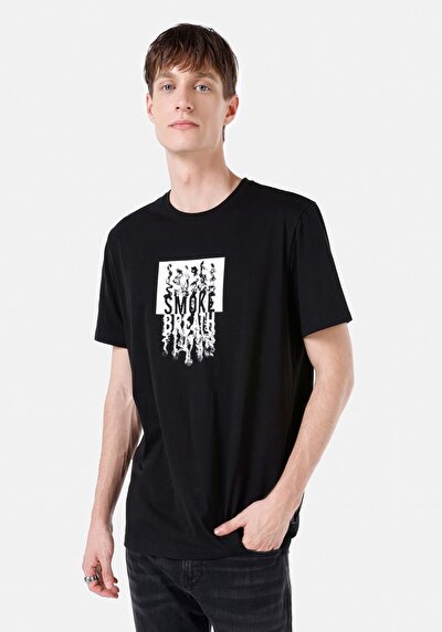 صورة من عادي مقاس رقبة مستديرة مستقيم رجالي أسود كم قصير تي شيرت