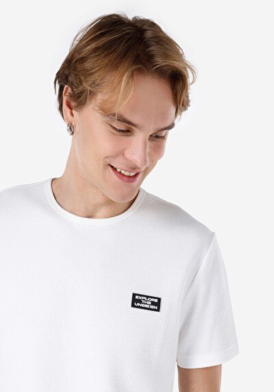 اعرض التفاصيل لـ   رقبة مستديرة مستقيم تي شيرت أبيض بأكمام قصيرة للرجال