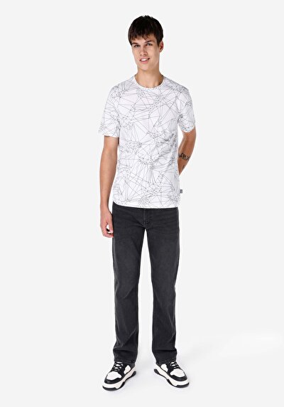 صورة من رقبة مستديرة مطبوعة للرجال أبيض بأكمام قصيرة تي شيرت