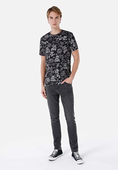 اعرض التفاصيل لـ   طوق دائري مطبوع رجالي أنثراسايت قصيرة الأكمام تي شيرت