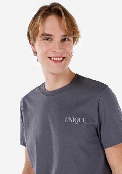 اعرض التفاصيل لـ قصة عادية رقبة مستديرة مستقيم رجالي رمادي كم قصير تي شيرت