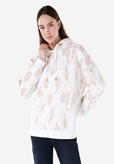 صورة من كومفورت فيت سويت شيرت نسائي أبيض