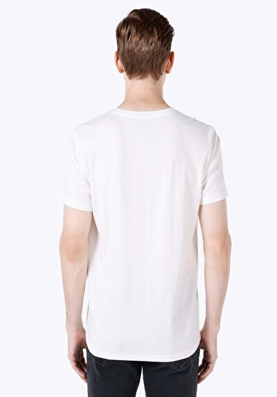 صورة من رقبة مستديرة مستقيم تي شيرت أبيض بأكمام قصيرة للرجال