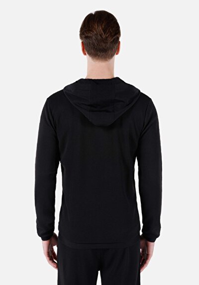 صورة من سليم فيت جاكيت أسود رجالي