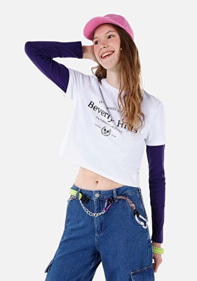 صورة من رقبة مستديرة مطبوعة نسائية أبيض قصيرة أكمام تي شيرت