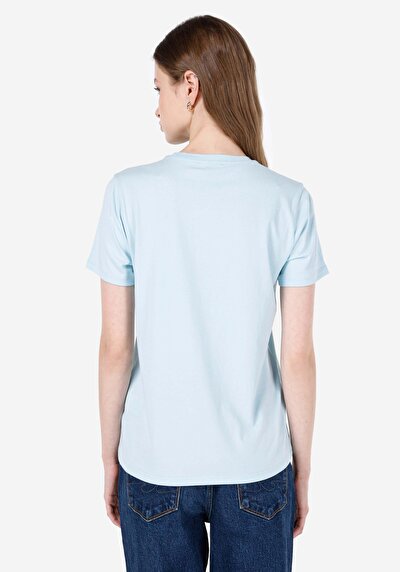 اعرض التفاصيل لـ أزرق للنساء تي شيرت بأكمام قصيرة