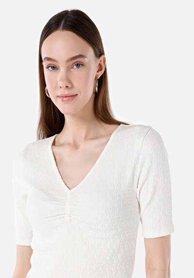 صورة من ضيق قصة الخامس جاكار نسائي أبيض بأكمام قصيرة تي شيرت