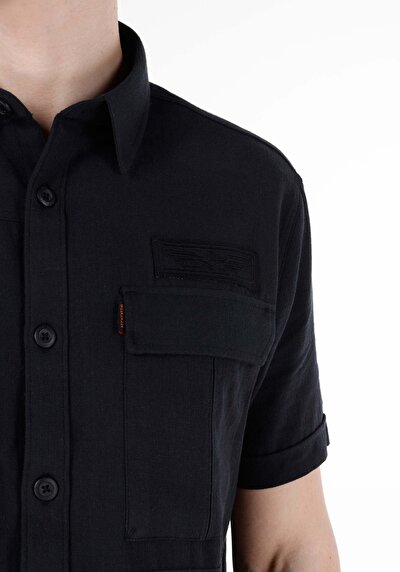 اعرض التفاصيل لـ قميص عادي رقبة مستقيم رجالي أسود كم قصير قميص