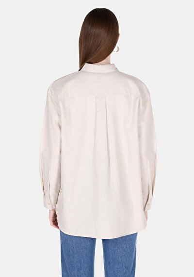 صورة من قميص مريح رقبة مستقيم نسائي بيج كم طويل قميص