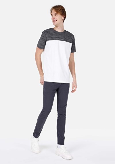 صورة من عادي رقبة مستديرة جاكار رجالي أسود كم قصير تي شيرت