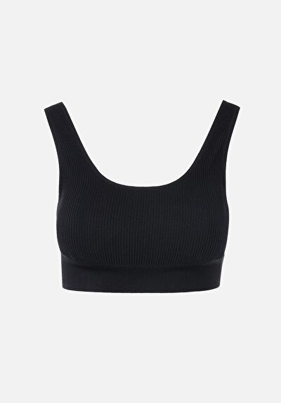 صورة من أسود للنساء 