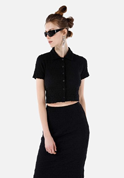 صورة من قميص نحيف رقبة نسائي أسود قصير الأكمام تي شيرت