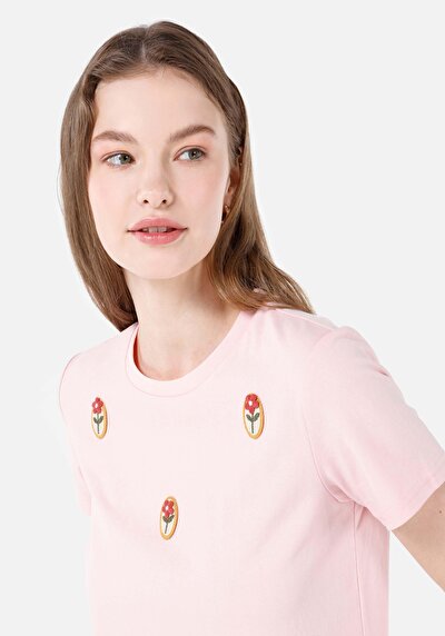 صورة من عادي مقاس برقبة مستديرة نسائي وردي كم قصير تي شيرت