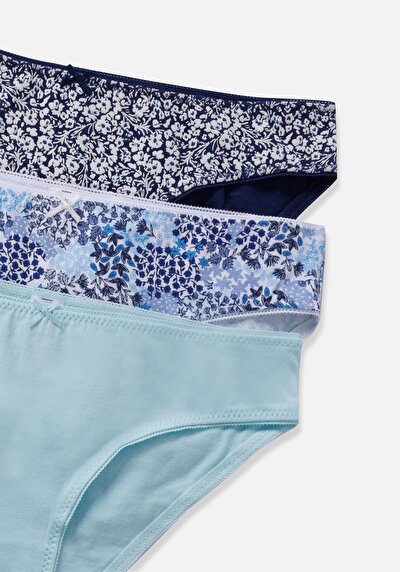 صورة من متعدد الألوان للنساء ملابس داخلية