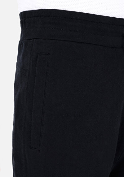 اعرض التفاصيل لـ عادي   الخصر مستقيم شورت أسود رجالي