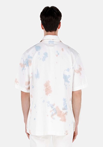 صورة من قميص كبير الحجم رقبة رجالي بيج كم قصير قميص