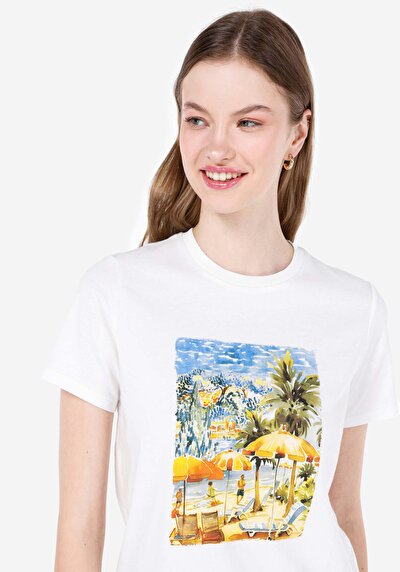 صورة من رقبة مستديرة مطبوعة نسائية أبيض قصيرة أكمام تي شيرت