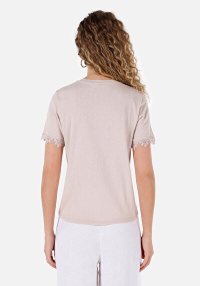 صورة من رقبة مستديرة مستقيم نسائي بيج كم قصير تي شيرت