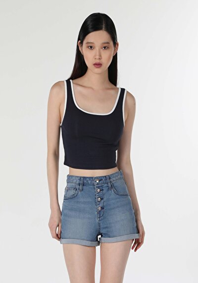 صورة من أزرق بحري للنساء رياضي