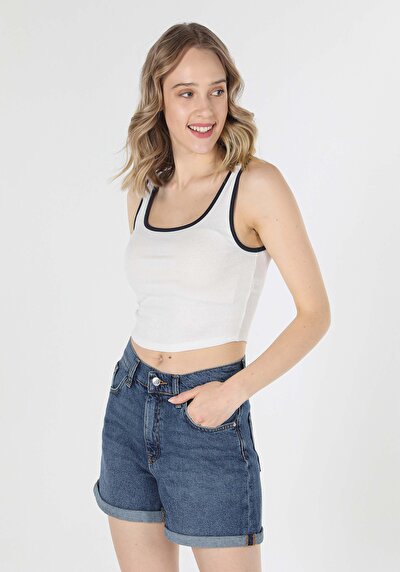 صورة من أبيض للنساء رياضي