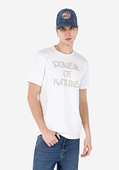 صورة من رقبة مستديرة مستقيم تي شيرت أبيض بأكمام قصيرة للرجال